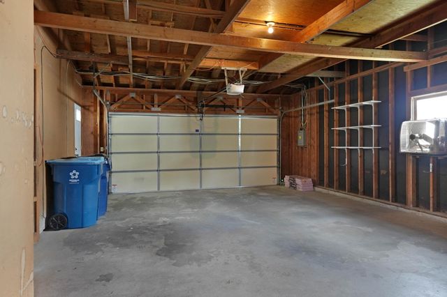 115 Helen Road, Waterloo, IA 50701
