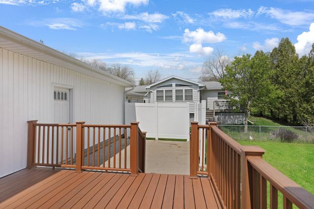 115 Helen Road, Waterloo, IA 50701