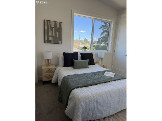 4578 Se Carlton, Portland, OR 97206