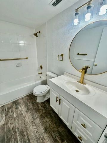 120 Sparrow Drive 115, Royal Palm Beach, FL 33411