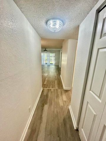 120 Sparrow Drive 115, Royal Palm Beach, FL 33411