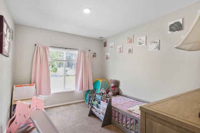 212 S Junction Avenue, Cave Junction, OR 97523