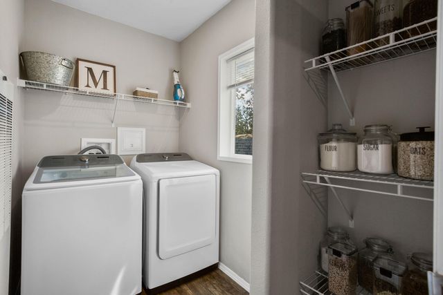 212 S Junction Avenue, Cave Junction, OR 97523