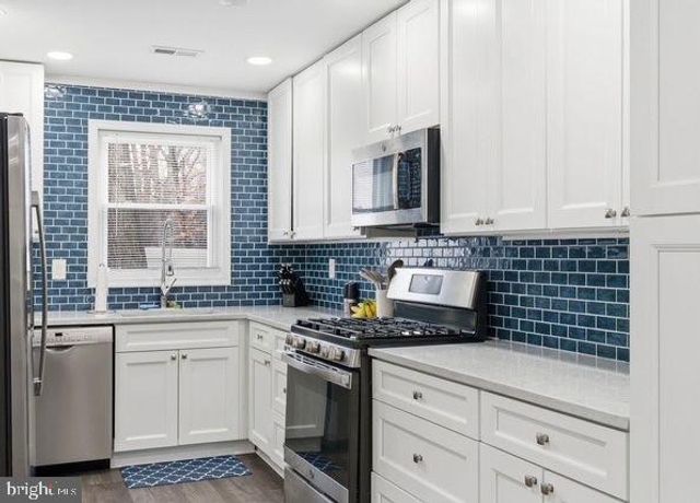 415 ACORN RD, Mount Laurel, NJ 08054