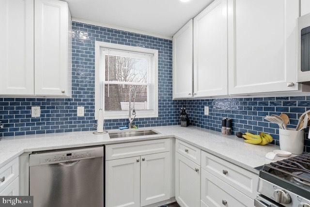 415 ACORN RD, Mount Laurel, NJ 08054