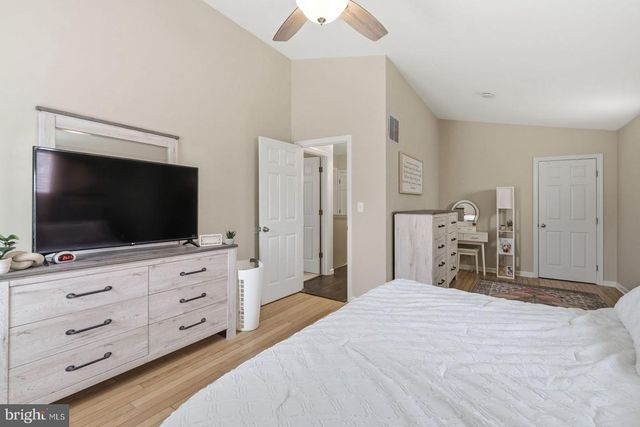 415 ACORN RD, Mount Laurel, NJ 08054