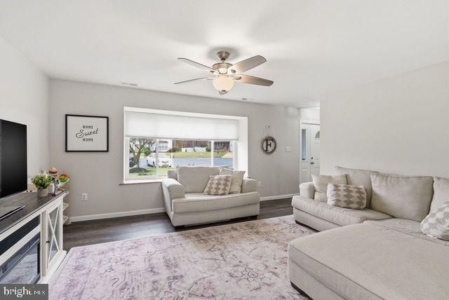 415 ACORN RD, Mount Laurel, NJ 08054