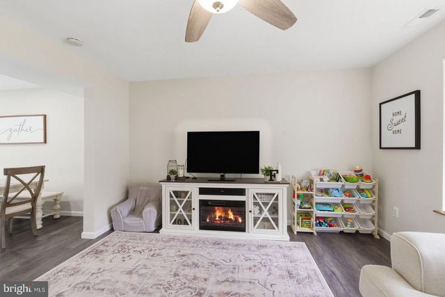 415 ACORN RD, Mount Laurel, NJ 08054