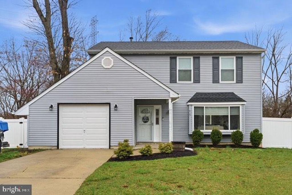 415 ACORN RD, Mount Laurel, NJ 08054