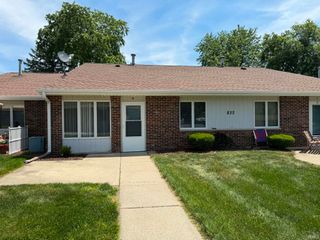 822 Woodlawn Ave Apt D, Monticello, IN 47960
