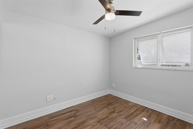 320 93RD AVENUE N, St Petersburg, FL 33702