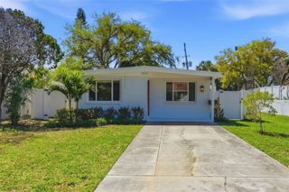 320 93RD AVENUE N, St Petersburg, FL 33702