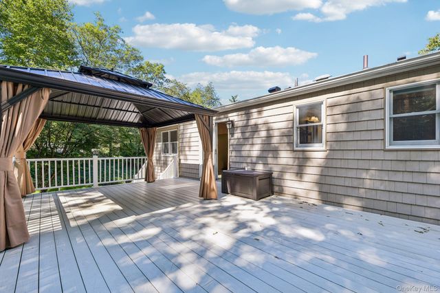 56 Sandy Hollow Road, Northport, NY 11768
