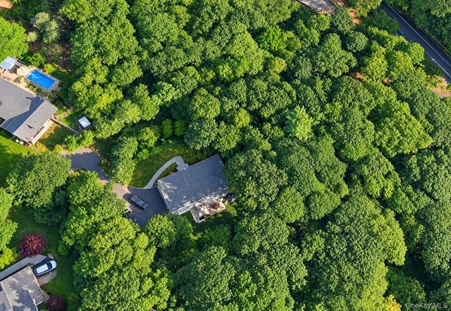 56 Sandy Hollow Road, Northport, NY 11768