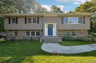 56 Sandy Hollow Road, Northport, NY 11768