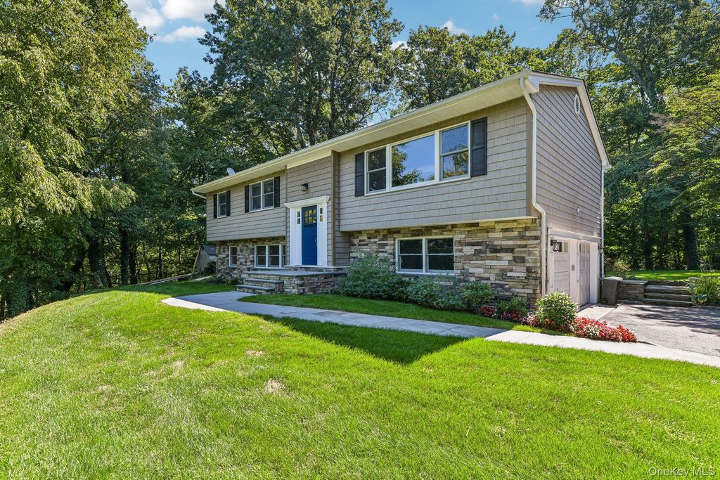 56 Sandy Hollow Road, Northport, NY 11768 — photo 2