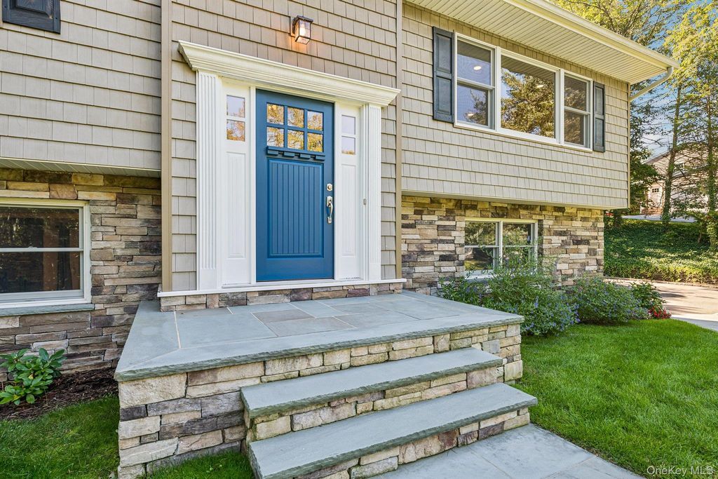 56 Sandy Hollow Road, Northport, NY 11768 — photo 3
