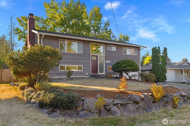 22704 38th Avenue W, Mountlake Terrace, WA 98043