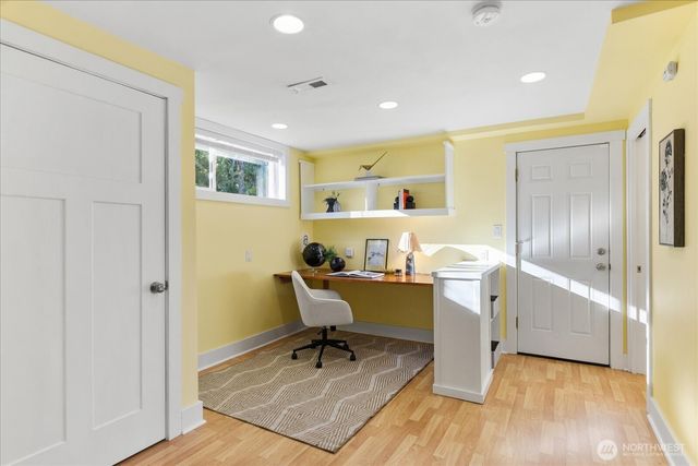 22704 38th Avenue W, Mountlake Terrace, WA 98043