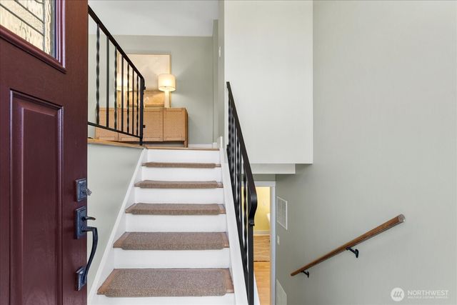 22704 38th Avenue W, Mountlake Terrace, WA 98043