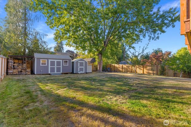 22704 38th Avenue W, Mountlake Terrace, WA 98043