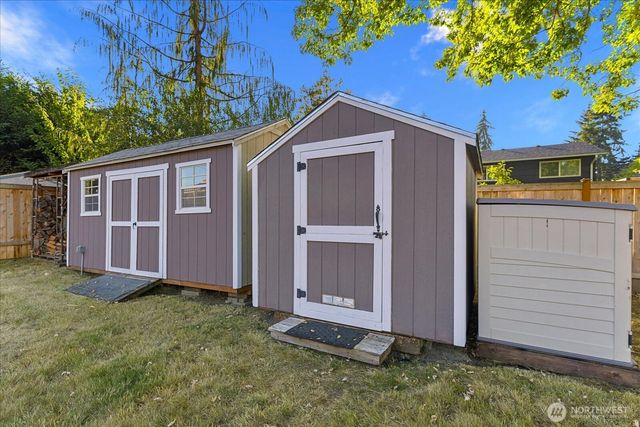 22704 38th Avenue W, Mountlake Terrace, WA 98043