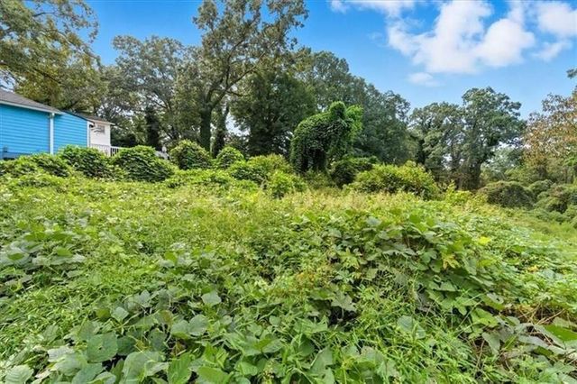 888 Hollywood NW Road, Atlanta, GA 30318