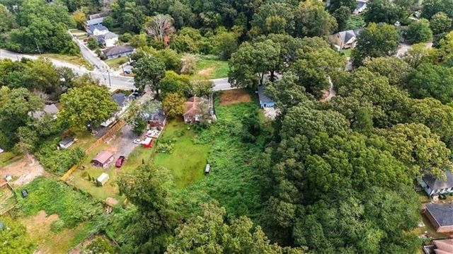 888 Hollywood NW Road, Atlanta, GA 30318