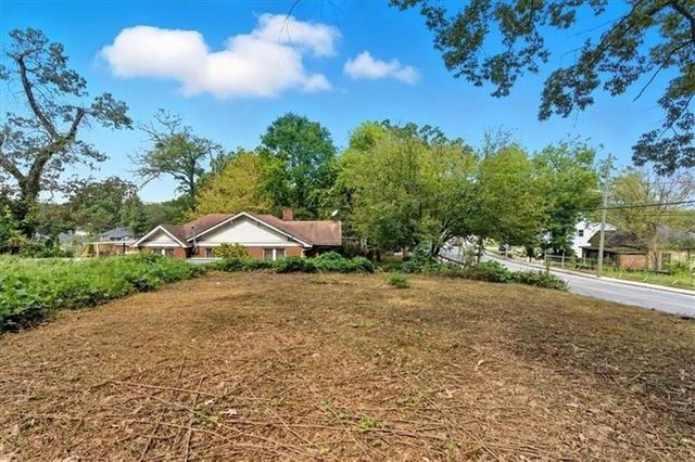 888 Hollywood NW Road, Atlanta, GA 30318