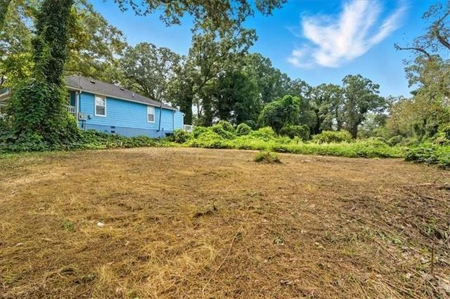 888 Hollywood NW Road, Atlanta, GA 30318