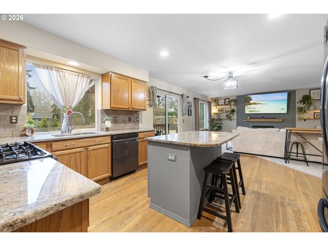 13177 MOCCASIN Way, Oregon City, OR 97045