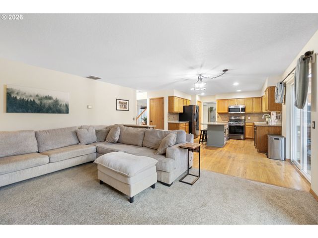 13177 MOCCASIN Way, Oregon City, OR 97045