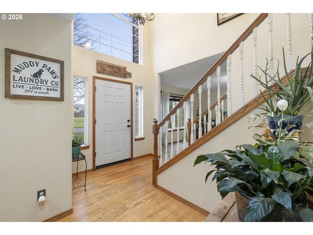 13177 MOCCASIN Way, Oregon City, OR 97045