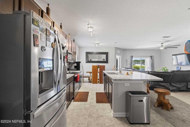 11595 DUNNS CROSSING Drive, Jacksonville, FL 32218