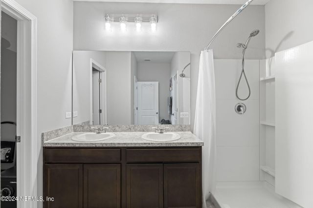 11595 DUNNS CROSSING Drive, Jacksonville, FL 32218