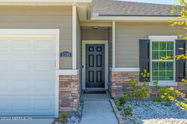 11595 DUNNS CROSSING Drive, Jacksonville, FL 32218