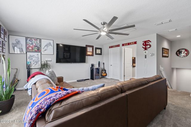 11595 DUNNS CROSSING Drive, Jacksonville, FL 32218