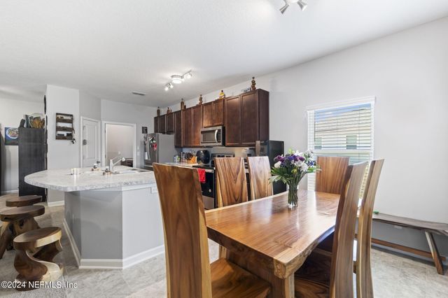 11595 DUNNS CROSSING Drive, Jacksonville, FL 32218