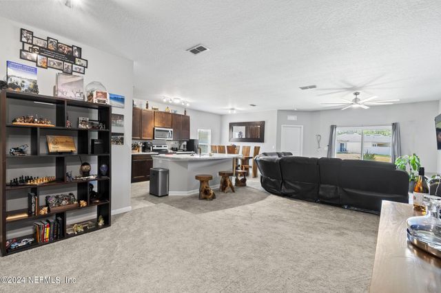 11595 DUNNS CROSSING Drive, Jacksonville, FL 32218