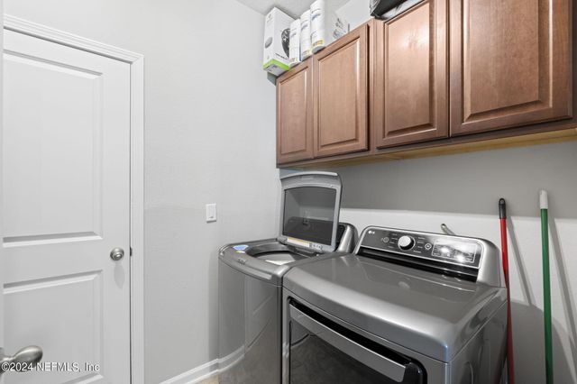 11595 DUNNS CROSSING Drive, Jacksonville, FL 32218