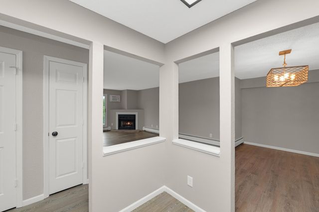 3440 Golfview Drive 112, Eagan, MN 55123