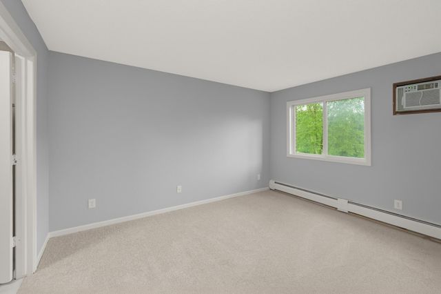 3440 Golfview Drive 112, Eagan, MN 55123