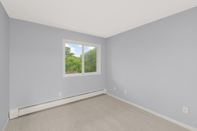 3440 Golfview Drive 112, Eagan, MN 55123