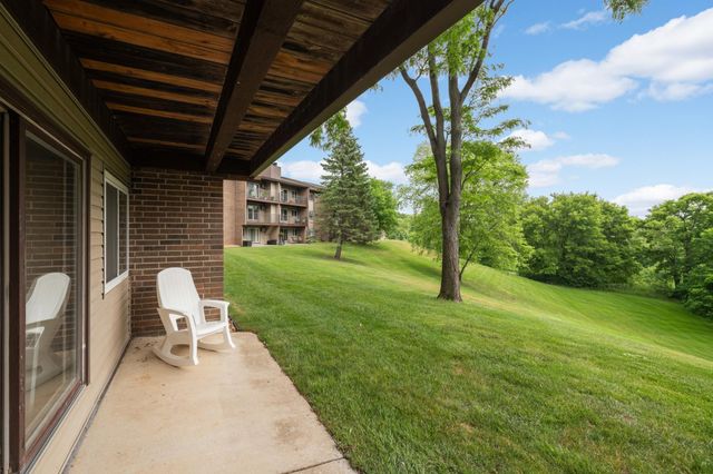 3440 Golfview Drive 112, Eagan, MN 55123