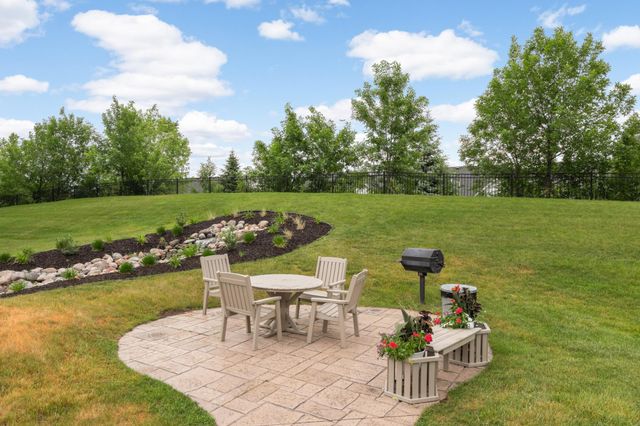 3440 Golfview Drive 112, Eagan, MN 55123