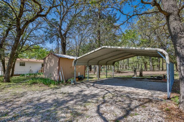 239 County Road 118, Whitesboro, TX 76273