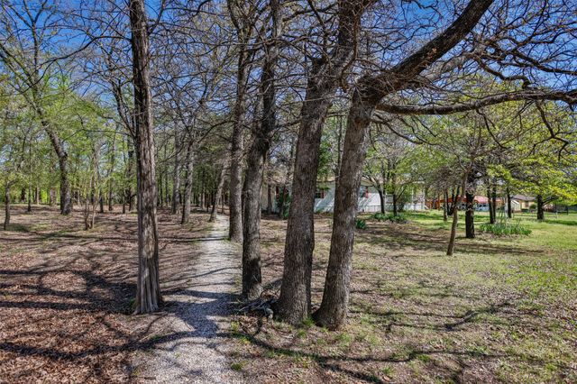 239 County Road 118, Whitesboro, TX 76273