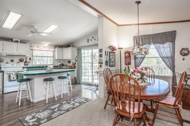 239 County Road 118, Whitesboro, TX 76273