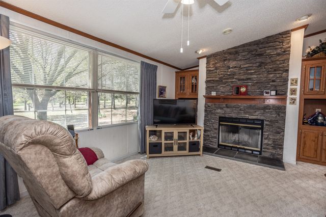 239 County Road 118, Whitesboro, TX 76273