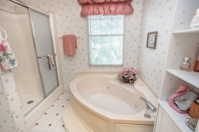 239 County Road 118, Whitesboro, TX 76273